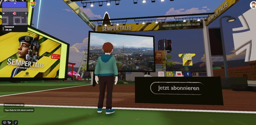Bundeswehr-Stand im Metaverse von Decentraland mit NFT-T-Shirt